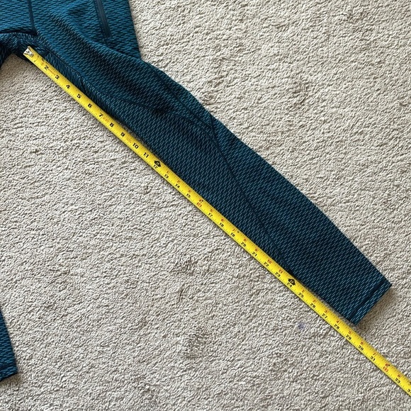 Lululemon Run It Out Tight W’s 4 Black Blue Tiny Geo Print Leggings Activewear - Picture 8 of 12